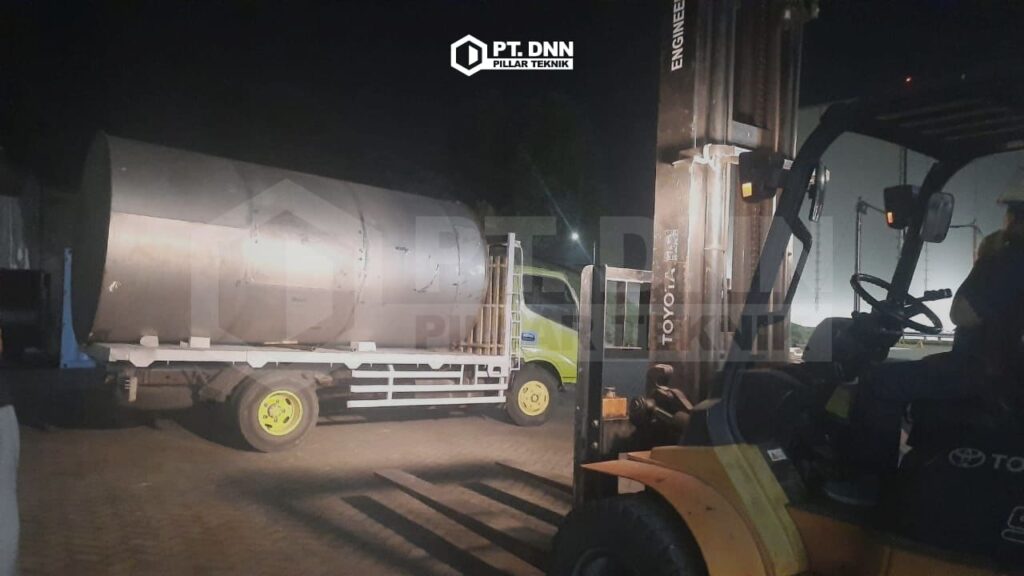 DNN PILLAR TEKNIK - Sandblasting Tanki 1